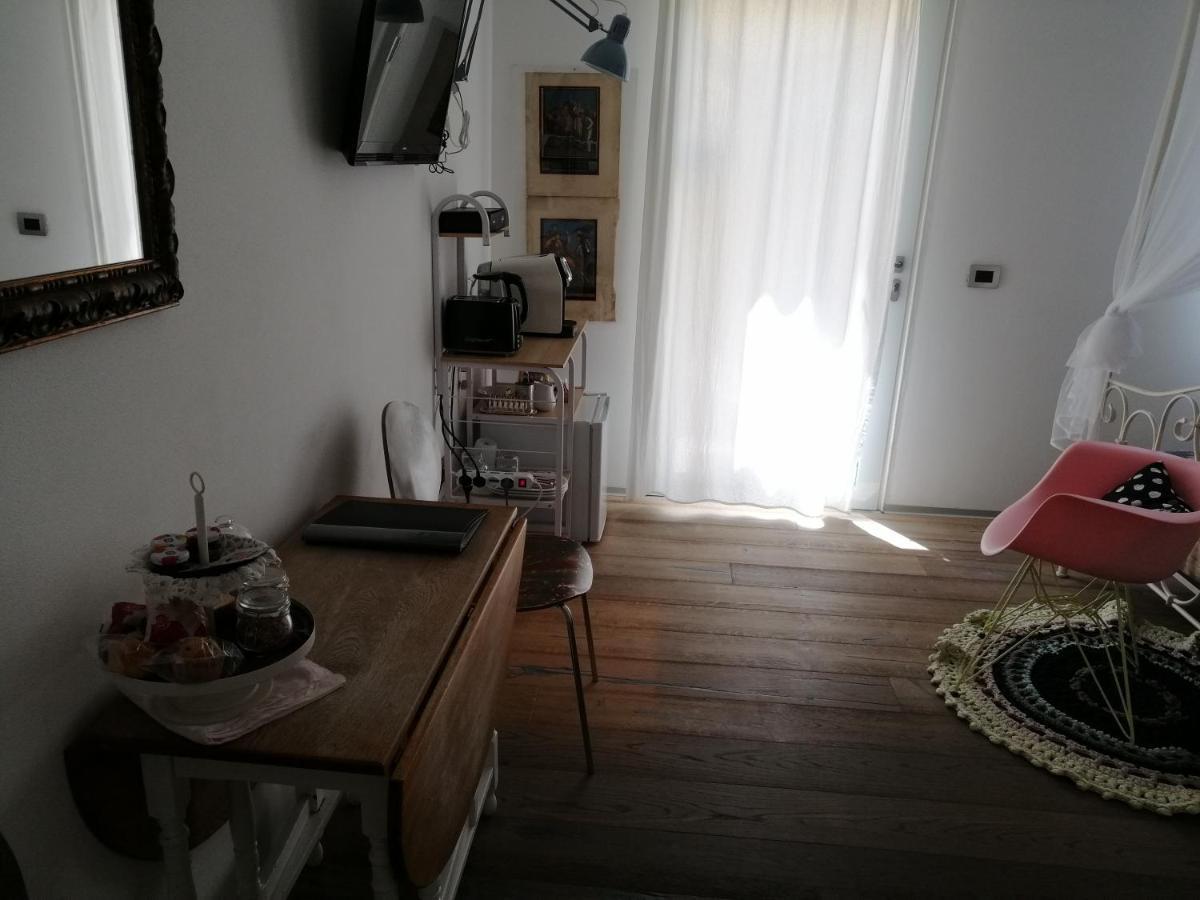 Via Dei Dori B&B Mirano Kültér fotó